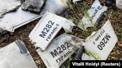 Части иранского беспилотника-смертника Shahed-136, найденные после удара РФ в Харькове, 6 октября 2022 года. Россия переименовала это иранское оружие в «Герань-2»