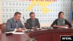 АМКУ оштрафував дві компанії з орбіти нардепа та столичного забудовника Микитася