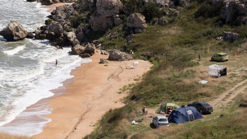 Крым возглавил рейтинг регионов соседней России по популярности отдыха в палатках