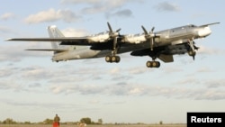 Orsýetiň Tu-95 bombalaýjy uçary