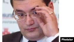 Пресс-секретарь партии «Процветающая Армения» Тигран Уриханян