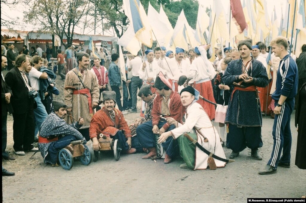 На ювілейних заходах були й козаки із гарматами