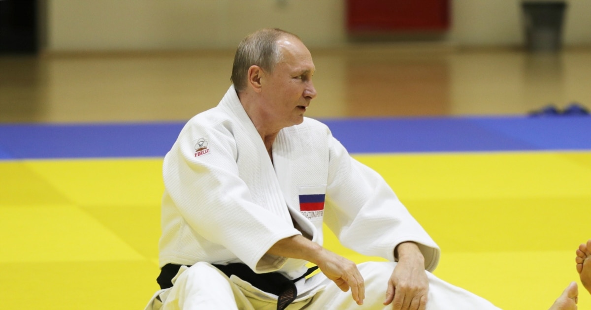 Міжнародна федерація дзюдо повернула росіянам право виступати під національним прапором