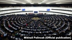 Члени Європарламенту вважають, що надання вакцин Росією та Китаєм посилить позиції цих держав у регіоні Східного партнерства та Західних Балкан.