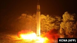Запуск північнокорейської міжконтинентальної балістичної ракети, липень 2017 року 