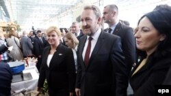 Kolinda Grabar Kitarović i Bakir Izetbegović na Mostarskom sajmu 