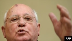 Russia -- Former Soviet leader Mikhail Gorbachev speaks in Moscow, 05mar2010