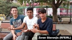 Muhamad (levo) i Tofik (u sredini)