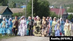 Башкортстанның Балтач районында "Татар гаиләсе – матур гаилә" бәйгесе. Июнь 2014