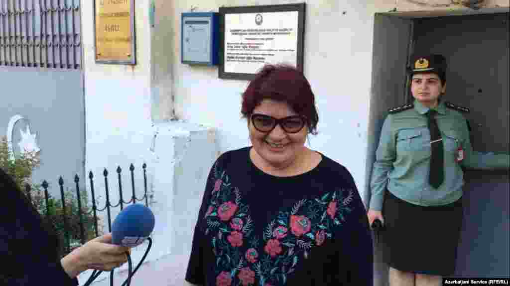 Moments after Ismayilova&#39;s release from prison in Baku on May 25, 2016
