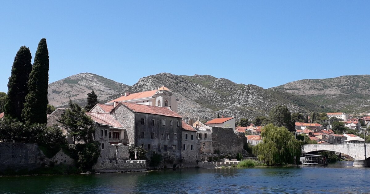 Dvojica crnogorskih državljana pred sudom u Trebinju, optuženi za ...