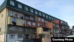 В Махачкале часто достраивают этажи, однако некоторые случаи прокуратура, видимо, не замечает