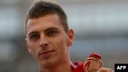 Emir Bekrić sa medaljom iz Moskve