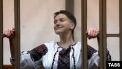 Надія Савченко в суді, 1 лютого 2016 року 