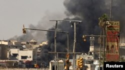 Иракта учурда "Ислам мамлекети" террордук тобунан Мосул шаарынын батыш бөлүгүн бошотуу аракети көрүлүп жатат. 6-март, 2017-жыл. 