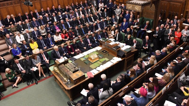 Британскиот парламент го одби барањето на Џонсон за избори на 12 декември