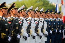 Китайські військовослужбовці – традиційні учасники військових парадів у Білорусі. На фото 1 липня 2019 року вони на репетиції параду з нагоди Дня незалежності Білорусі 3 липня