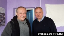 Уладзімер Някляеў (зьлева) і Мікола Статкевіч