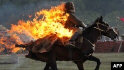 Чолпон-Атада өткөн "Көчмөндөр оюндарынын" ачылышы. Сентябрь, 2014-жыл. 