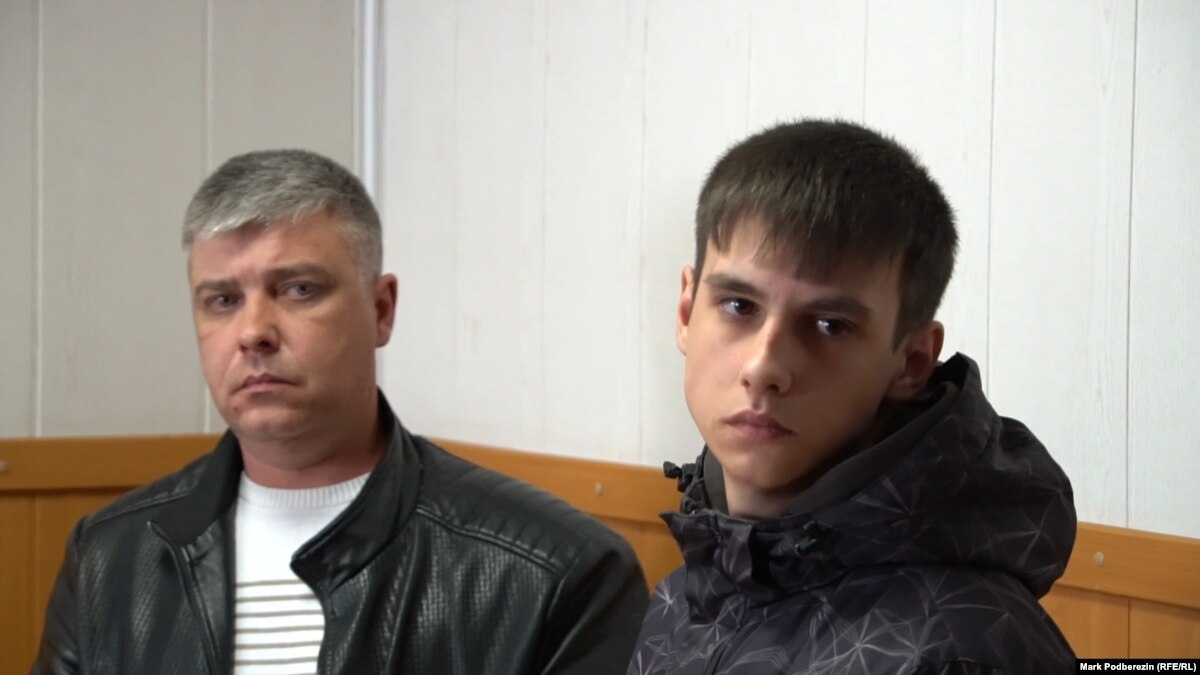 Томске: СК закрыл дело подростка, ударившего машину из-за собаки