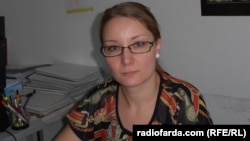 Тања Божинова социјален работник во Центарот за социјална работа во Куманово.