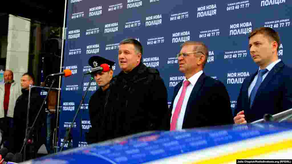 Міністр МВС України Арсен Аваков&nbsp;презентує нову патрульну службу