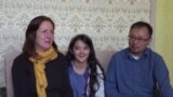 Американская семья удочерила кыргызскую девочку и через 11 лет привезла ее на родину