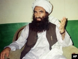 FILE: Jalaluddin Haqqani during an interview in Miran Shah in 1998.