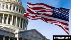 Будівля Конгресу США на Капітолійському пагорбі у Вашингтоні