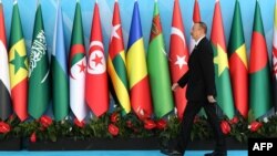 Turkey -- Azerbaijani President Ilham Aliyev attends the 13th Organization of Islamic Cooperation (OIC) Summit at Istanbul Congress Center (ICC) in Istanbul, April 14, 2016
