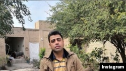 Iranian labor leader Esmail Bakhshi has alleged that he was tortured during 25 days in prison.