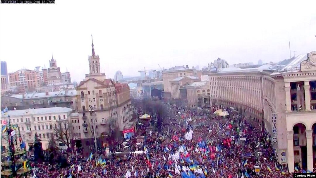 Майдан Незалежности в Киеве. 1 декабря 2013 года