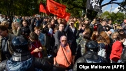 Акция против повышения пенсионного возраста в Петербурге. 16 сентября 2018 года.