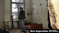 Информация о реальных заработках чиновников вряд ли оставит равнодушным грузинское общество, поскольку большинство населения страны едва сводит концы с концами