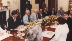Айше Сейтмуратова на встрече с президентом США Рональдом Рейганом. 1980-е годы. Архив Айше Сейтмуратовой
