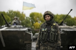 Жінка-військовослужбовець в зоні АТО на Донеччині, 24 вересня 2014 року