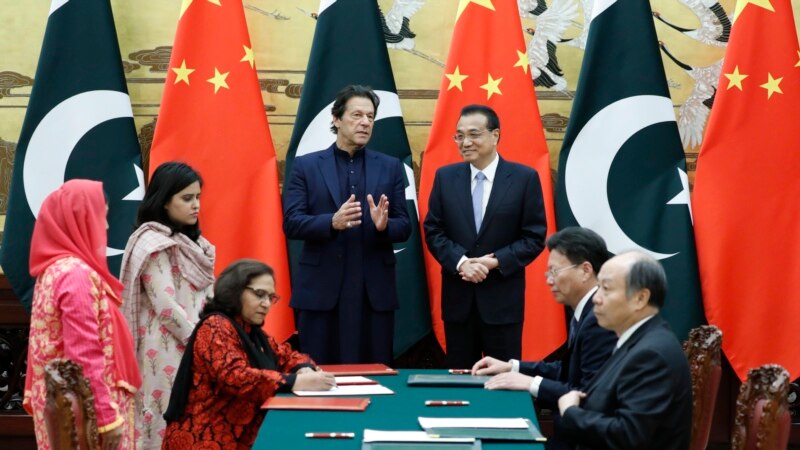 Pakistan Attempts To Reset Economic Ties With China