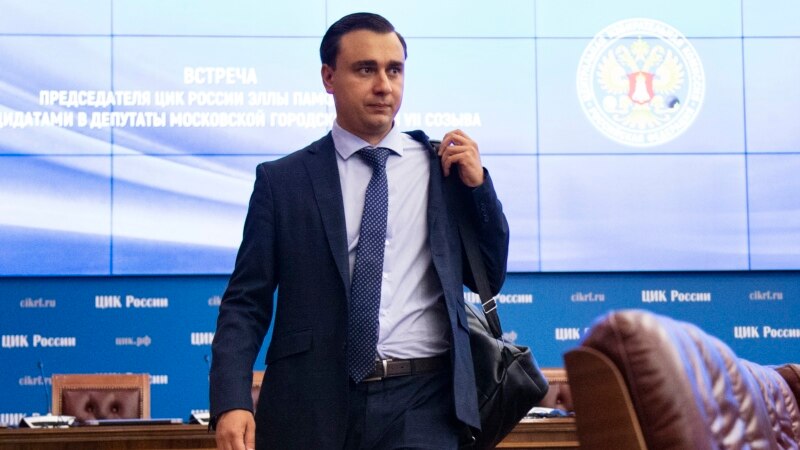 В России суд отправил под арест соратника Навального
