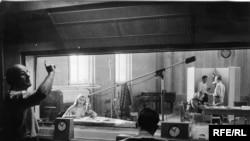 Primul studio RFE în anii 1950