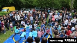 Крымские татары отпраздновали Хыдырлез в Киеве (фотогалерея)