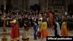 Vatican - Armenian children participate in a Mass celebrated by Pope Francis in St. Peter's basilica, 12Apr2015.