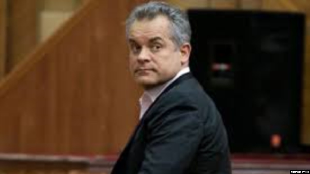 Vlad Plahotniuc Om De Afaceri Fost Politician O Schiță De Portret