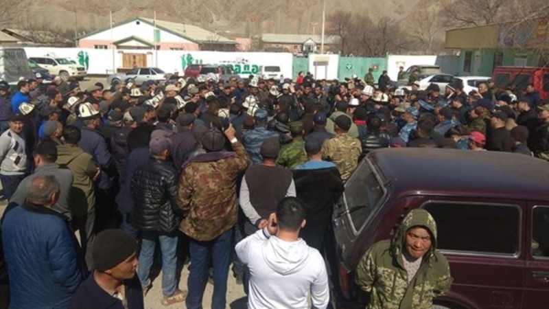 Отворен граничниот премин меѓу Таџикистан и Киргистан 