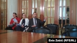 Jedini zastupnik klerikalne stranke Hrast Hrvoje Zekanović izazvao je incident tvrdeći da Kajtazi laže i da proziva Hrvate