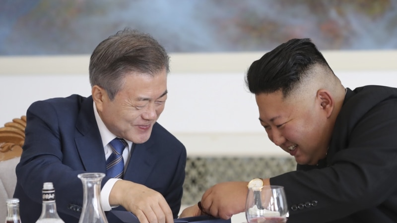 Северна Кореја прекинува комуникација со Јужна Кореја 