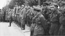 Спільний парад солдатів німецького Вермахту і Червоної армії Радянського Союзу. Брест, розділ Польщі, 22 вересня 1939 року