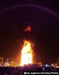 Новогодняя елка в Южно-Сахалинске, пожар 2018 года