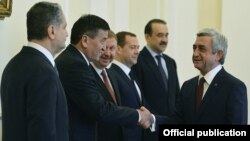 Фотография - пресс-служба президента Армении