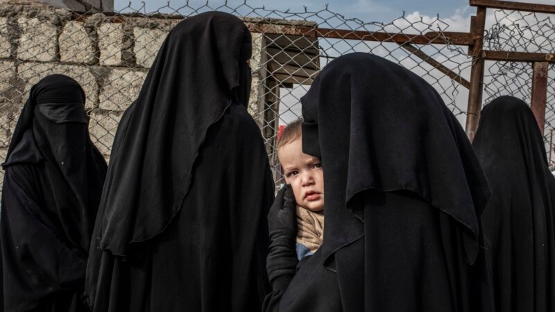 Суд в Ингушетии продлил арест высланной из Ирака матери двоих детей