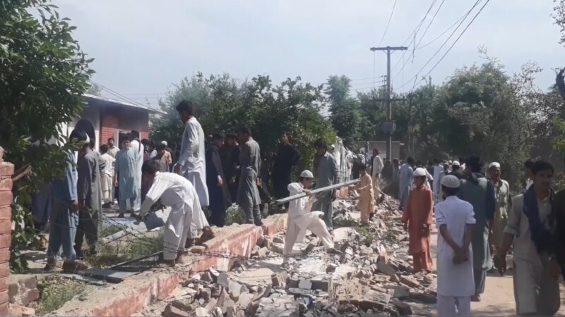 Најмалку тројца загинале во Пакистан при експлозија на бомба 